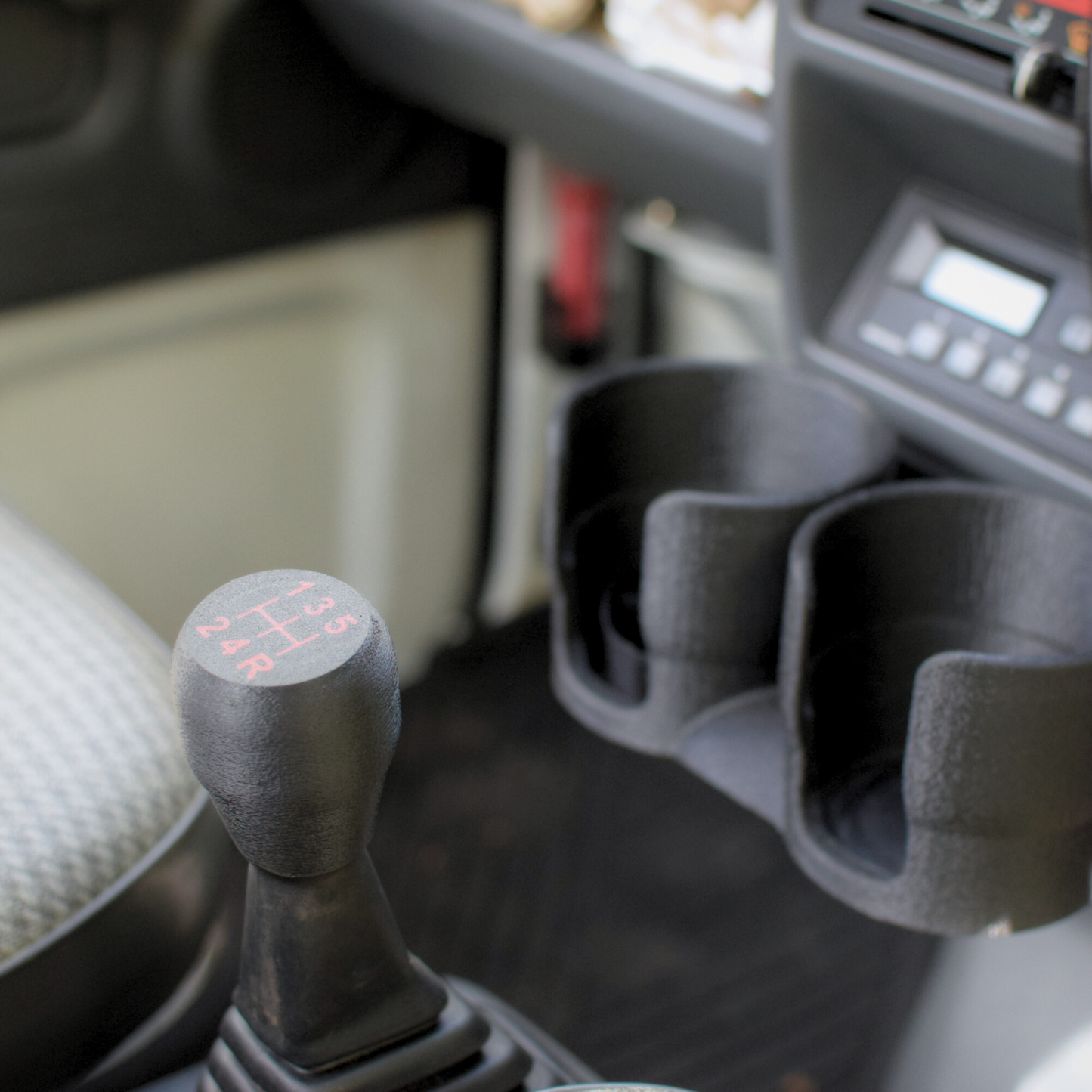 Shift knob with Hidden Space for Apple Air Tag for the Honda Acty