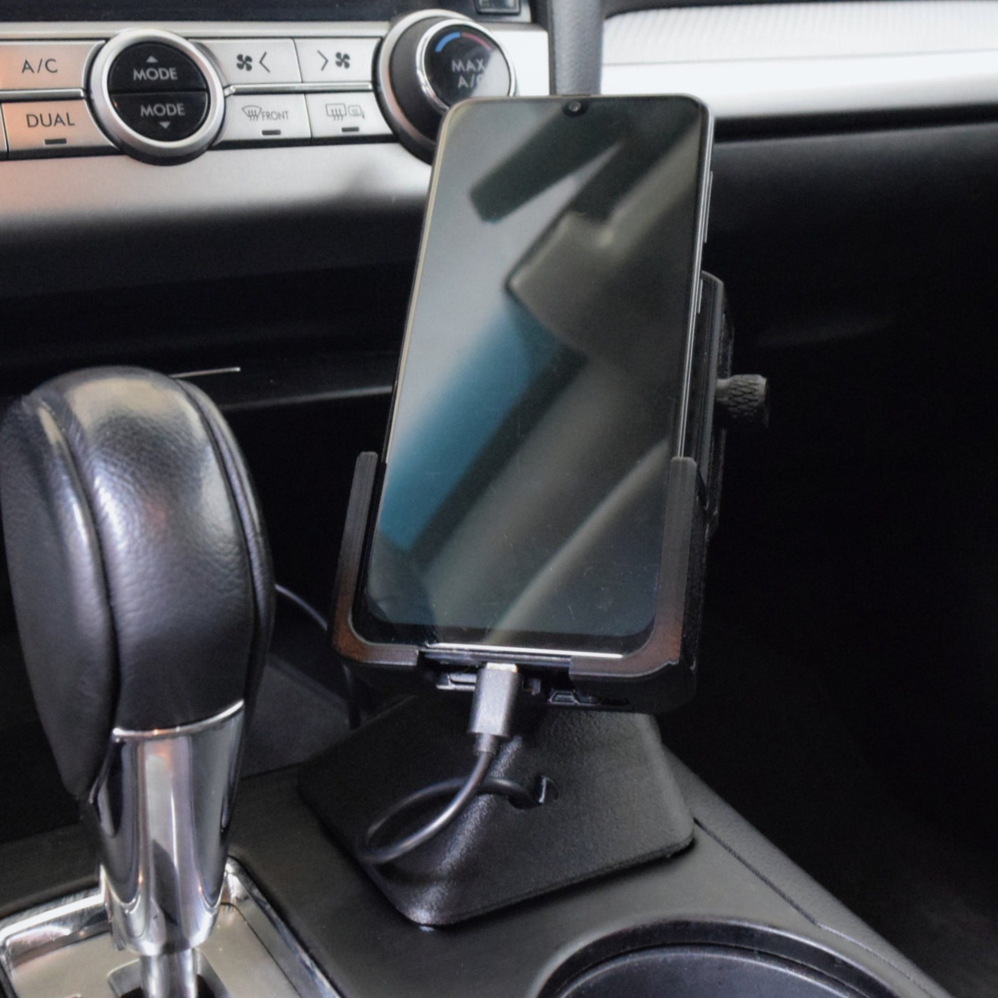 Air Vent Mobile Holder Mobile Phone Holder For Mercedes-Benz GLC