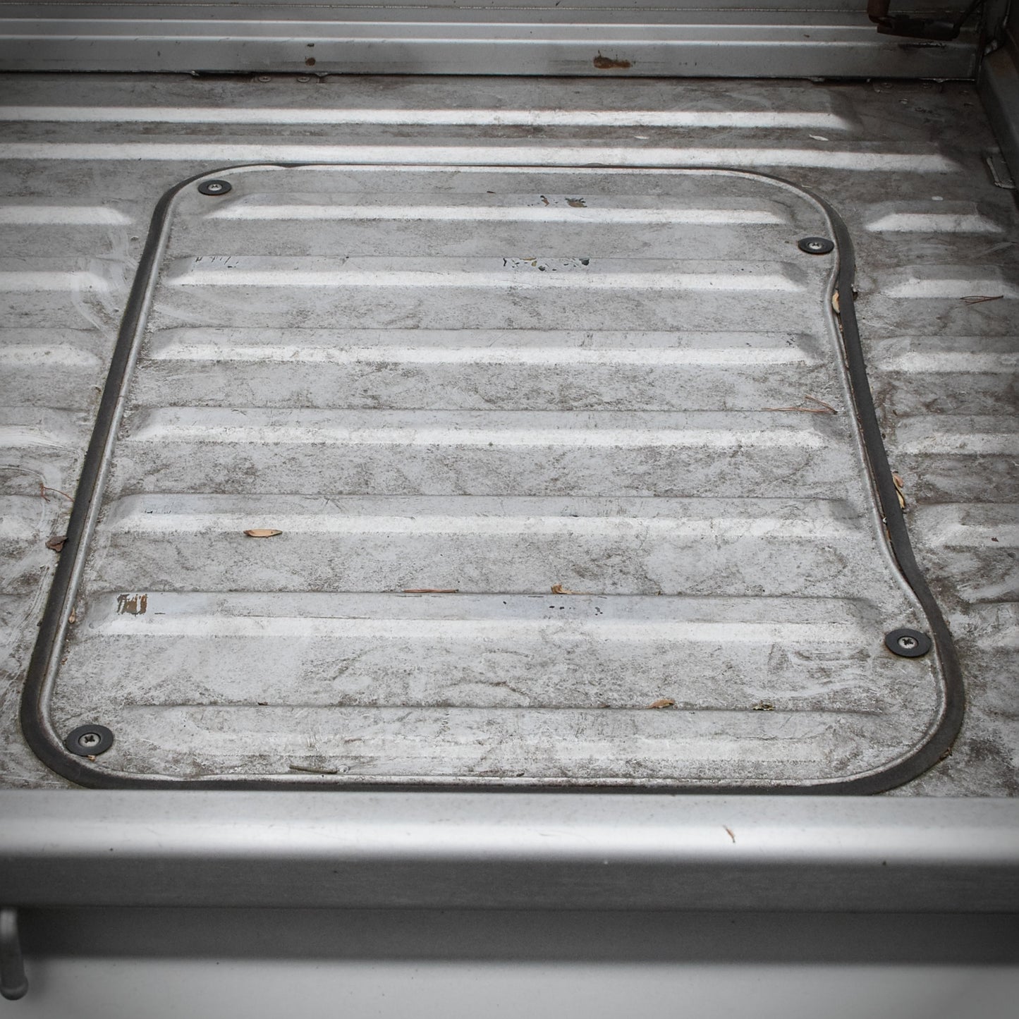 Subaru Sambar Engine Cover Washer